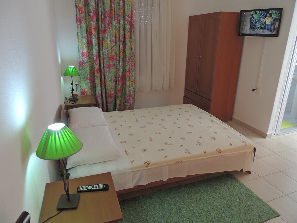 Studios Costa Porto Koufo Room photo